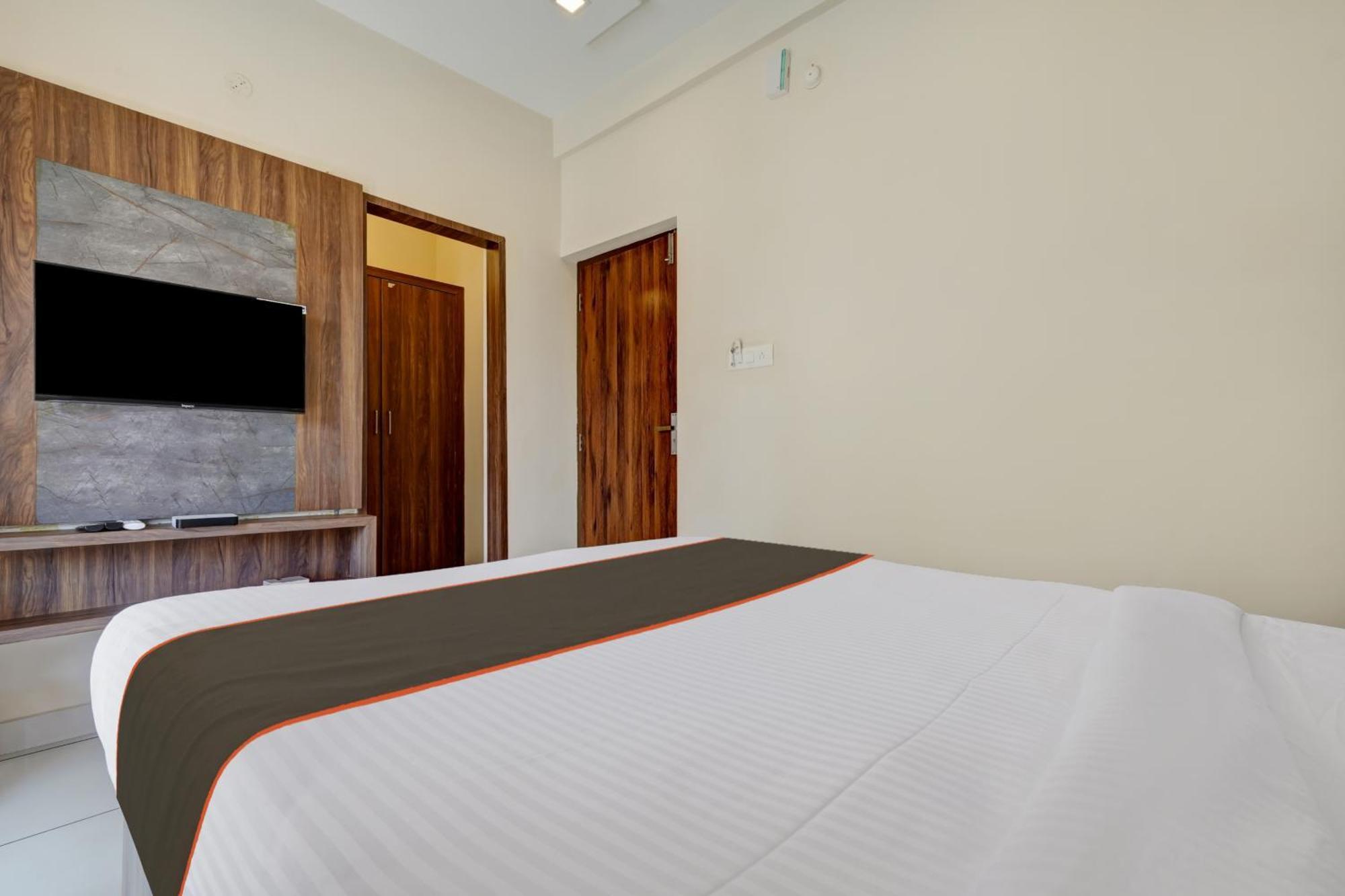 Gypsy Hotel Cusat Kochi Eksteriør billede