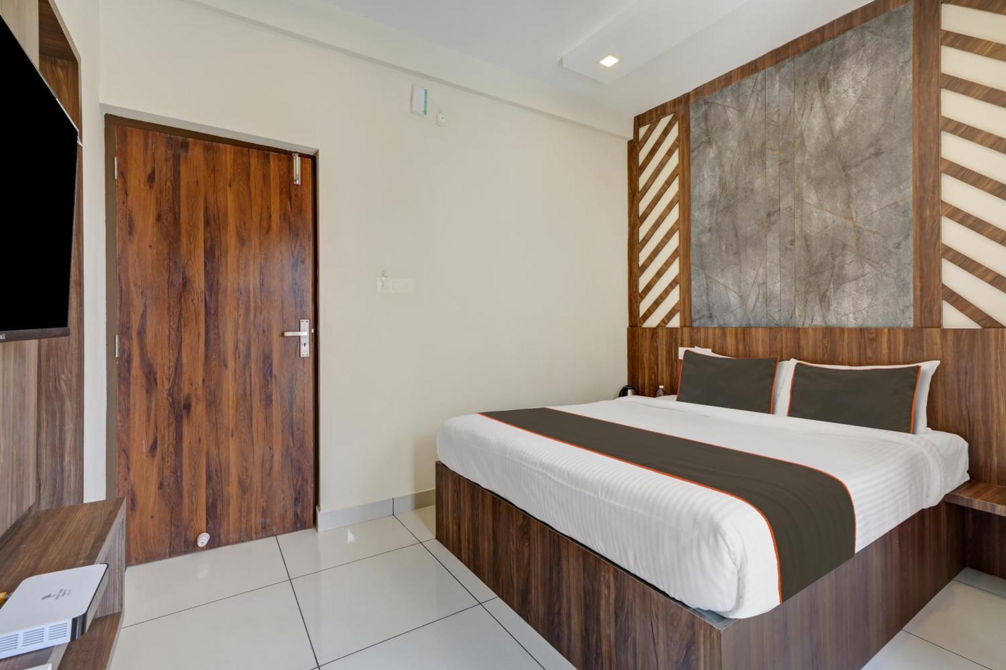 Gypsy Hotel Cusat Kochi Eksteriør billede