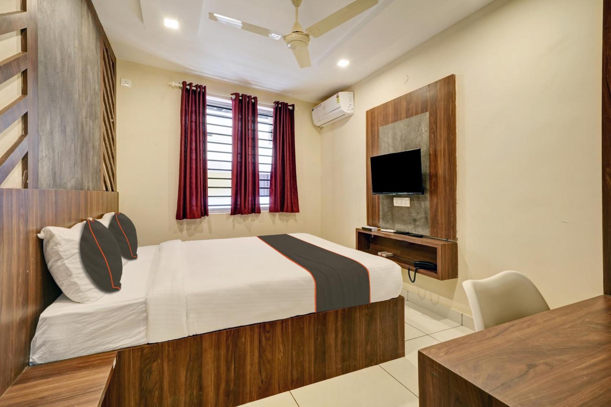Gypsy Hotel Cusat Kochi Eksteriør billede