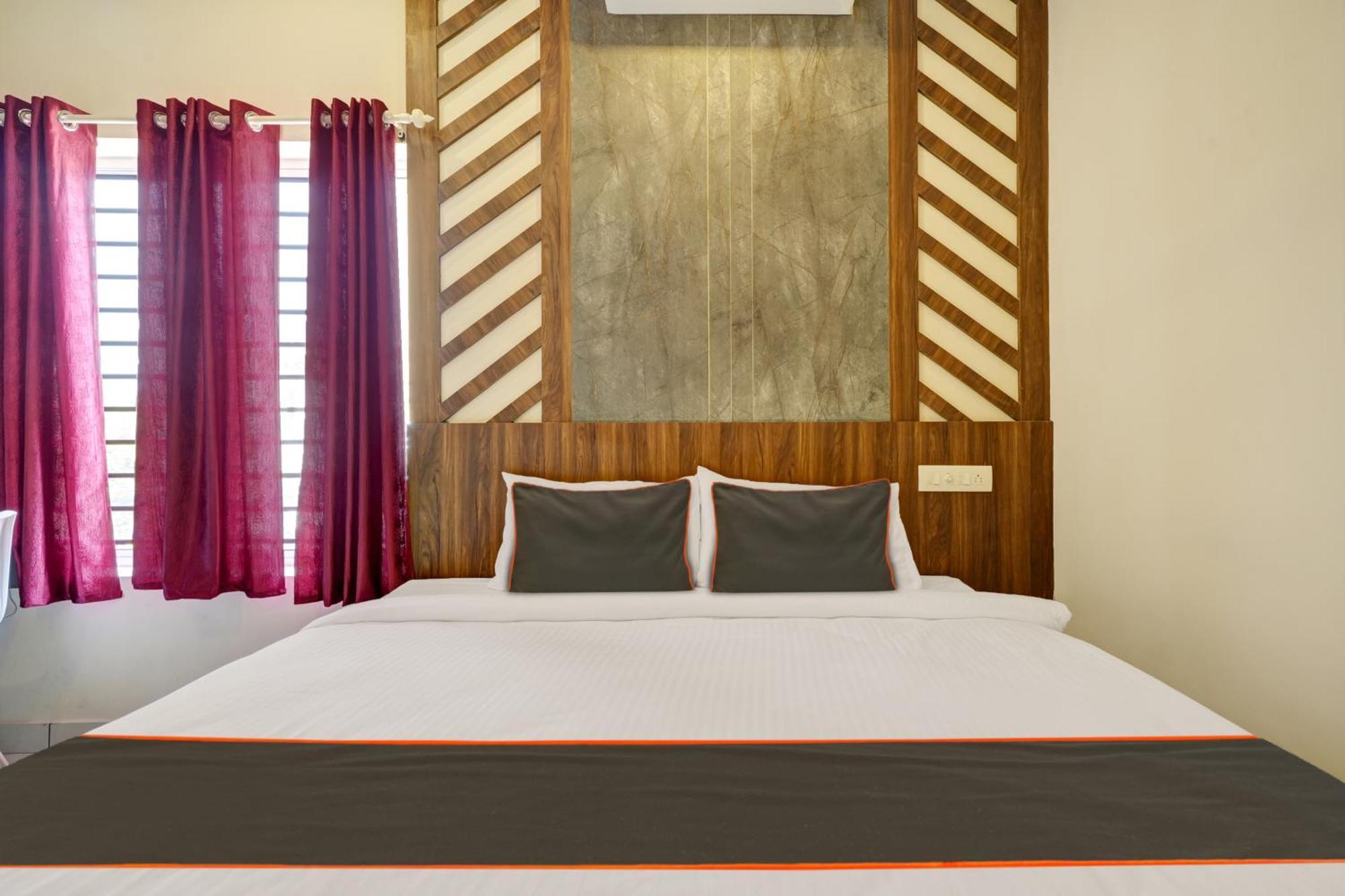 Gypsy Hotel Cusat Kochi Eksteriør billede